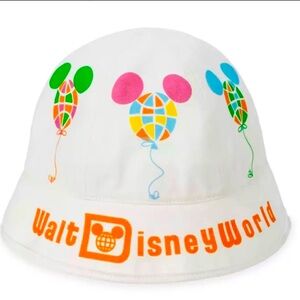 Retro Style NWT Walt Disney World Bucket Hat